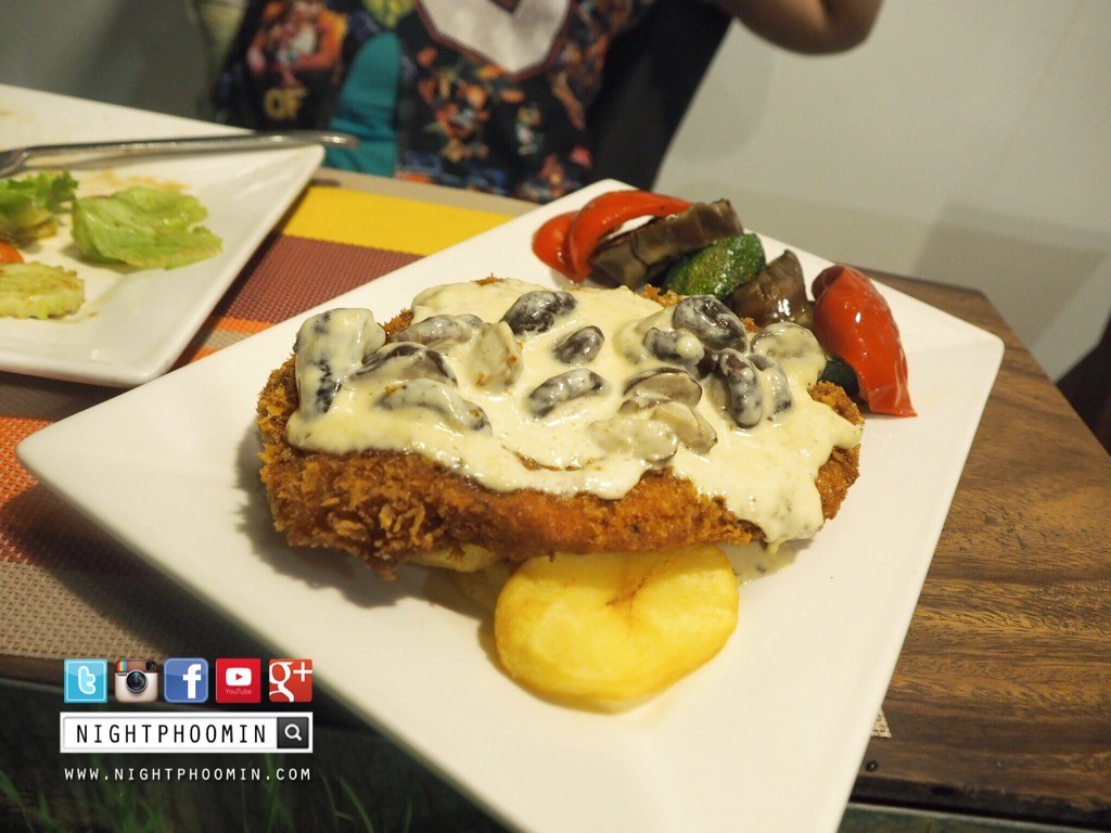 Phnom Penh, 240 Street, review, travel blogger, cambodia, พนมเปญ, กัมพูชา, บล็อกเกอร์ท่องเที่ยว, บล็อกเกอร์ผู้ชาย, พันทิป, pantip 