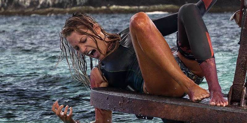 Blake-Lively-The-Shallows