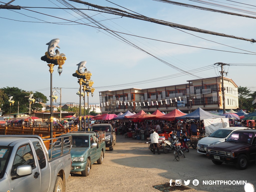 slow-boat-chiang-khong-luang-prabang-2