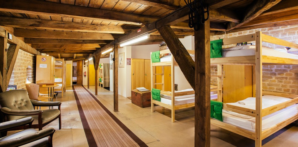 hostel-bed